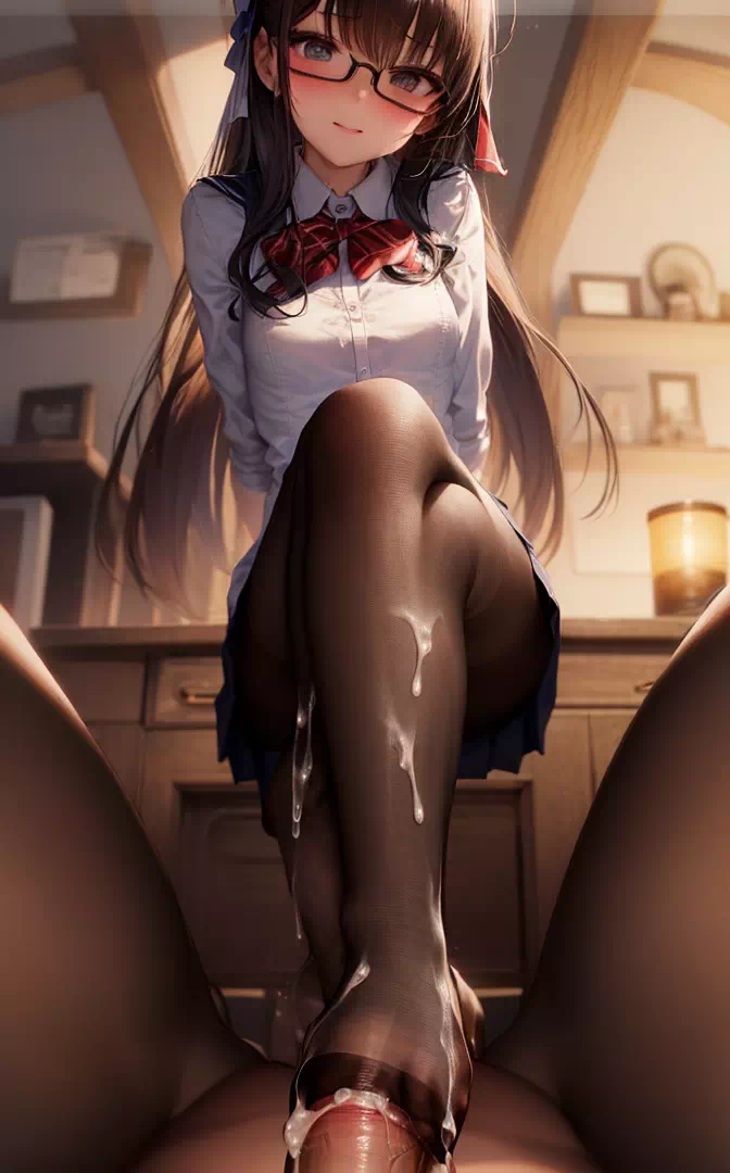 おちんちん踏みつけ